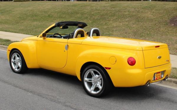 2004 Chevrolet SSR Convertible 