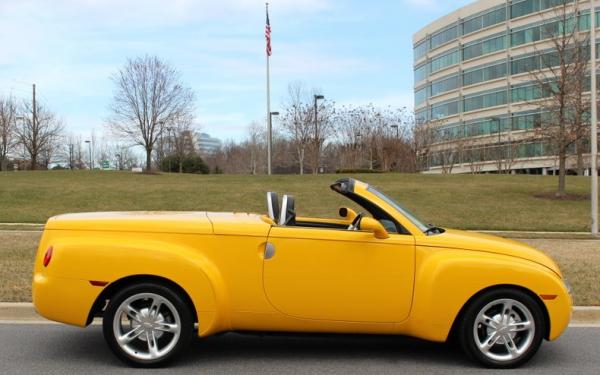 2004 Chevrolet SSR Convertible 
