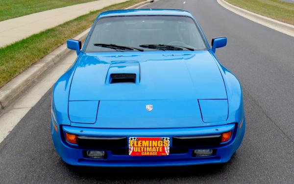 1986 Porsche 944 