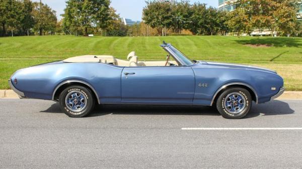 1969 Oldsmobile 442 Convertible 