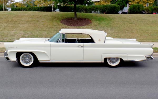 1958 Lincoln Continental Mark III