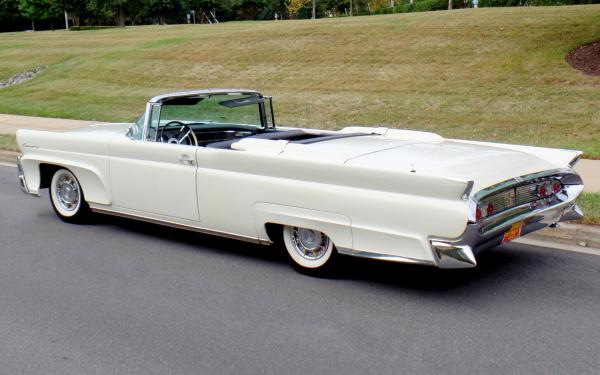 1958 Lincoln Continental Mark III