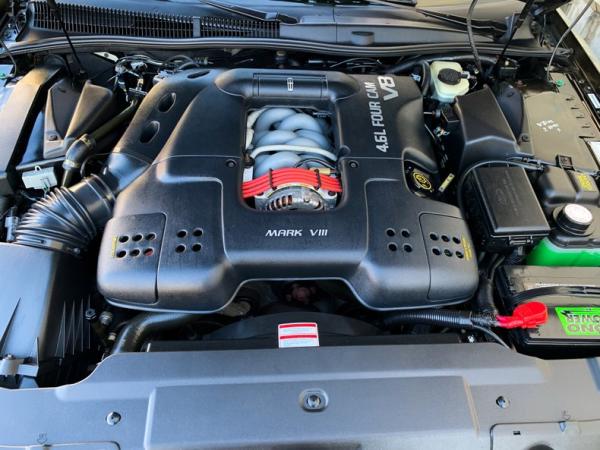 1993 Lincoln Mark VIII 