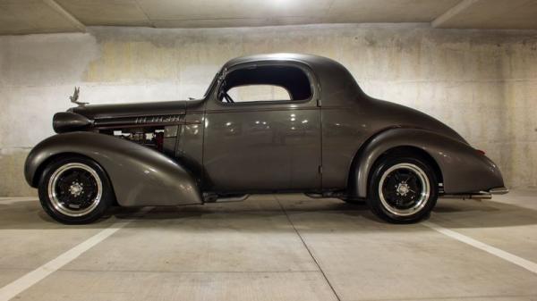 1936 Oldsmobile CUSTOM 