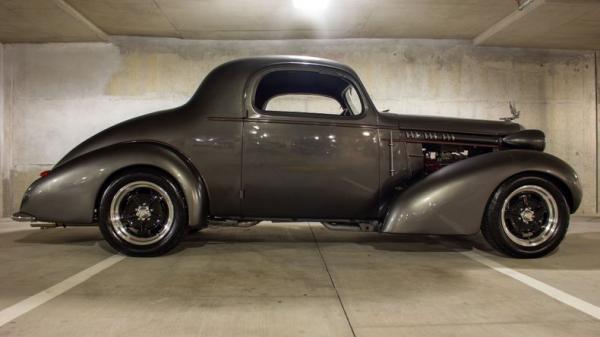 1936 Oldsmobile CUSTOM 