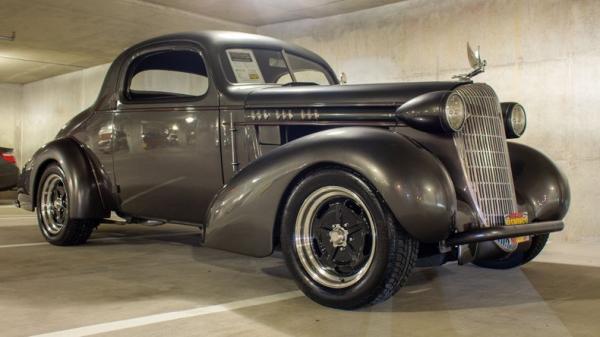 1936 Oldsmobile CUSTOM 