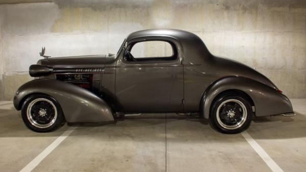 1936 Oldsmobile CUSTOM 