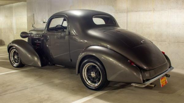 1936 Oldsmobile CUSTOM 