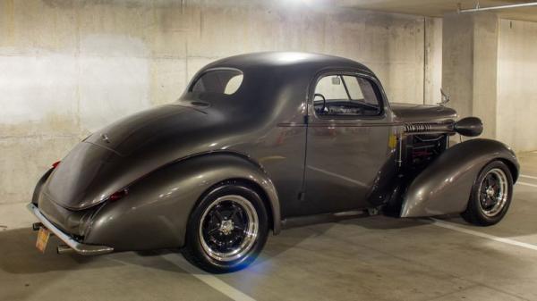 1936 Oldsmobile CUSTOM 