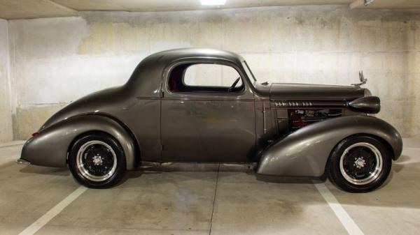 1936 Oldsmobile CUSTOM 