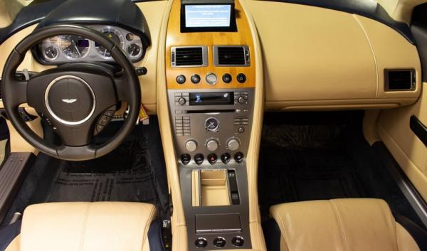 2007 Aston Martin DB9 Volante convertible 