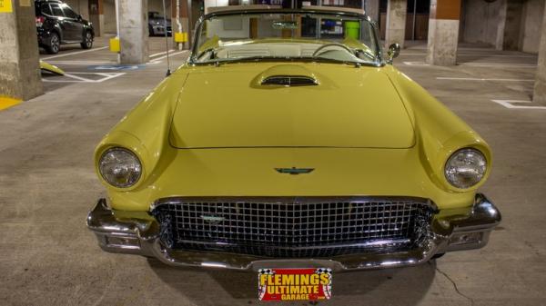 1957 Ford Thunderbird Amos Minter 