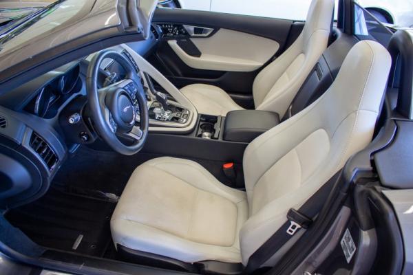 2016 Jaguar F-TYPE Supercharged convertible 