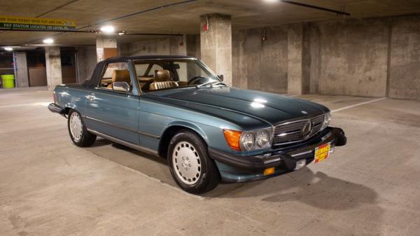 1989 Mercedes-Benz 560 SL 