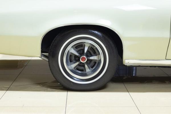 1972 Pontiac Grand Prix 