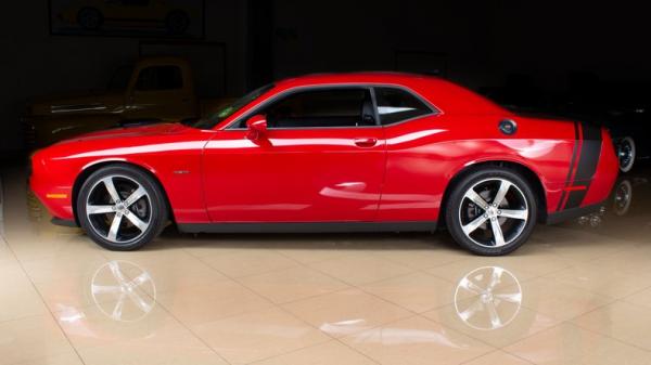 2017 Dodge Challenger R/T Plus Shaker 