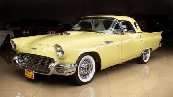 1957 Ford Thunderbird Amos Minter 