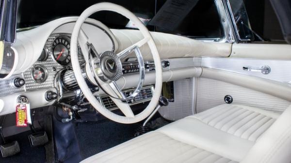 1957 Ford Thunderbird Amos Minter 