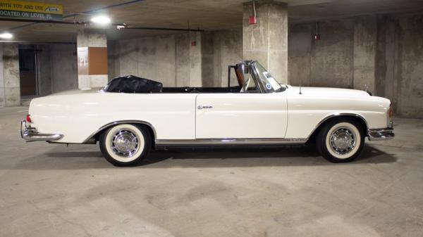 1963 Mercedes-Benz 220SE Cabriolet 