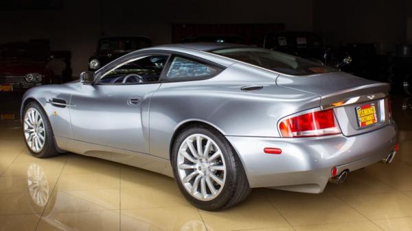 2003 Aston Martin V12 Vanquish 