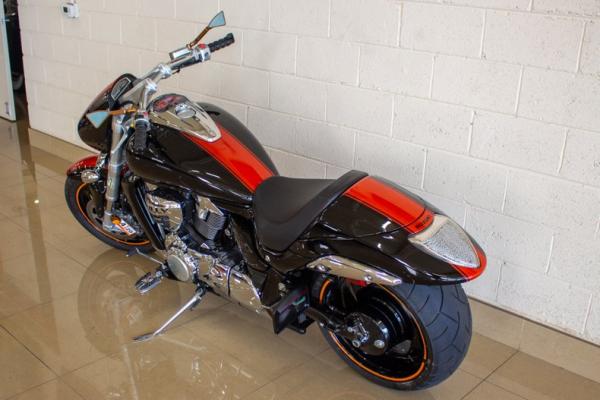2011 Suzuki Boulevard 