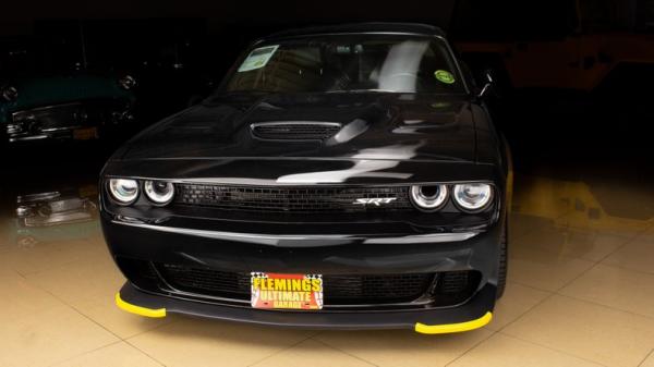 2015 Dodge Challenger SRT Hellcat 