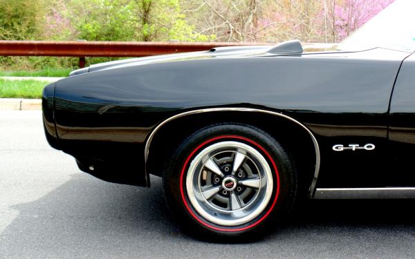 1969 Pontiac GTO 