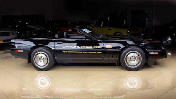 1986 Chevrolet Corvette Pace Car 