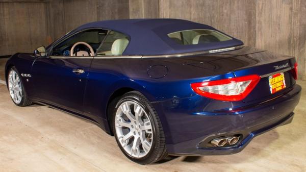 2012 Maserati Gran Turismo Convertible 