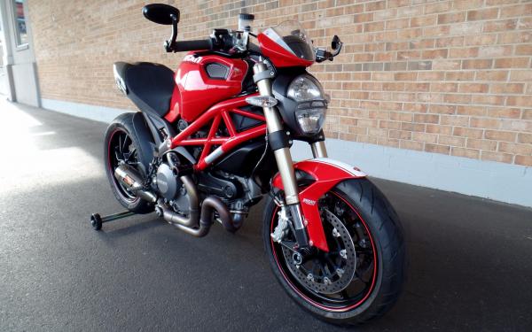 2012 Ducati Monster 1100 EVO