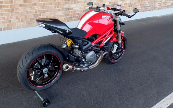 2012 Ducati Monster 1100 EVO