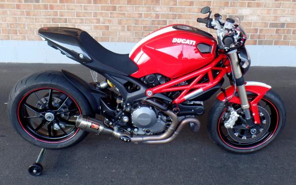 2012 Ducati Monster 1100 EVO