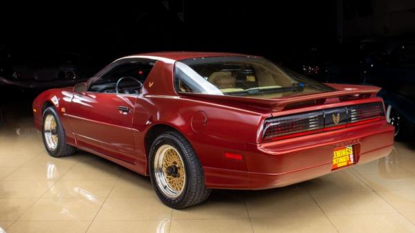 1988 Pontiac Firebird Trans Am GTA 