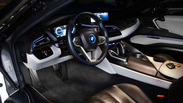 2015 BMW i8 