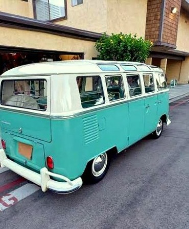 1967 Volkswagen Micro Bus 21 Window Samba