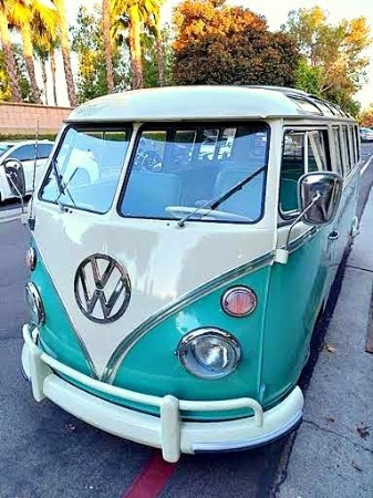 1967 Volkswagen Micro Bus 21 Window Samba