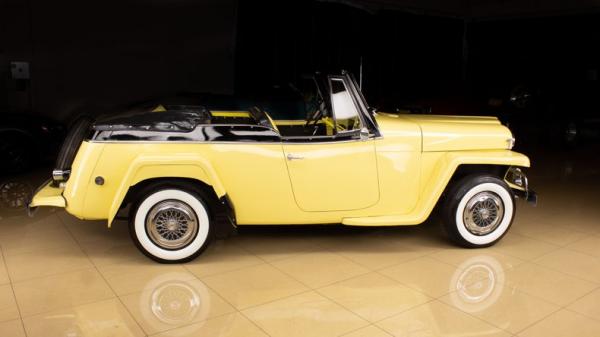 1952 Willys Jeepster 