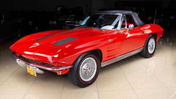 1963 Chevrolet Corvette Stingray 