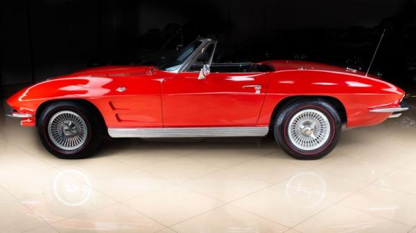 1963 Chevrolet Corvette Stingray 