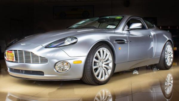 2003 Aston Martin V12 Vanquish 