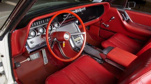 1964 Ford Thunderbird 