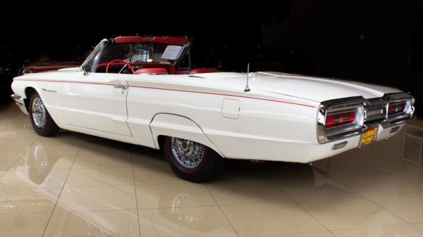 1964 Ford Thunderbird 