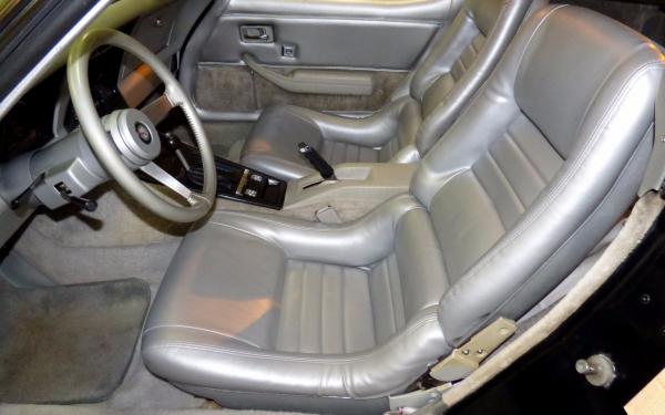 1978 Chevrolet Corvette L-82 25th Anniversary Collectors Edition
