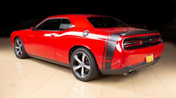 2017 Dodge Challenger Shaker 