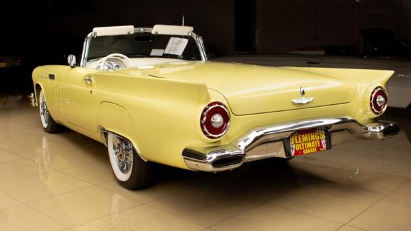 1957 Ford Thunderbird Amos Minter 