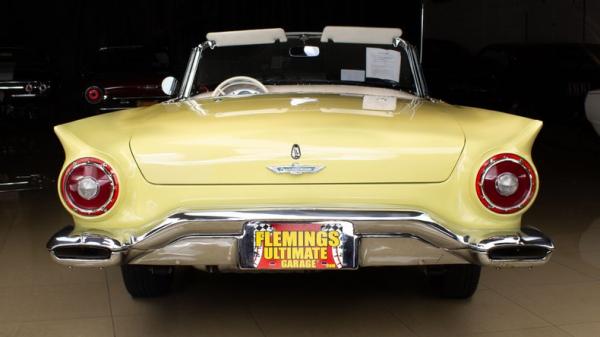 1957 Ford Thunderbird Amos Minter 