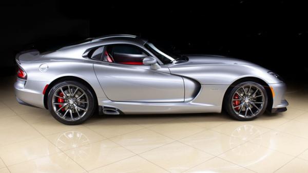 2014 Dodge Viper GTS 