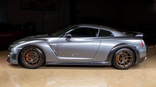 2010 Nissan GT-R 