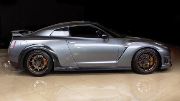 2010 Nissan GT-R 