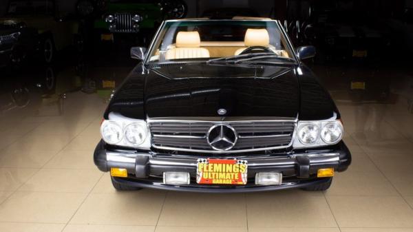 1989 Mercedes-Benz 560SL 